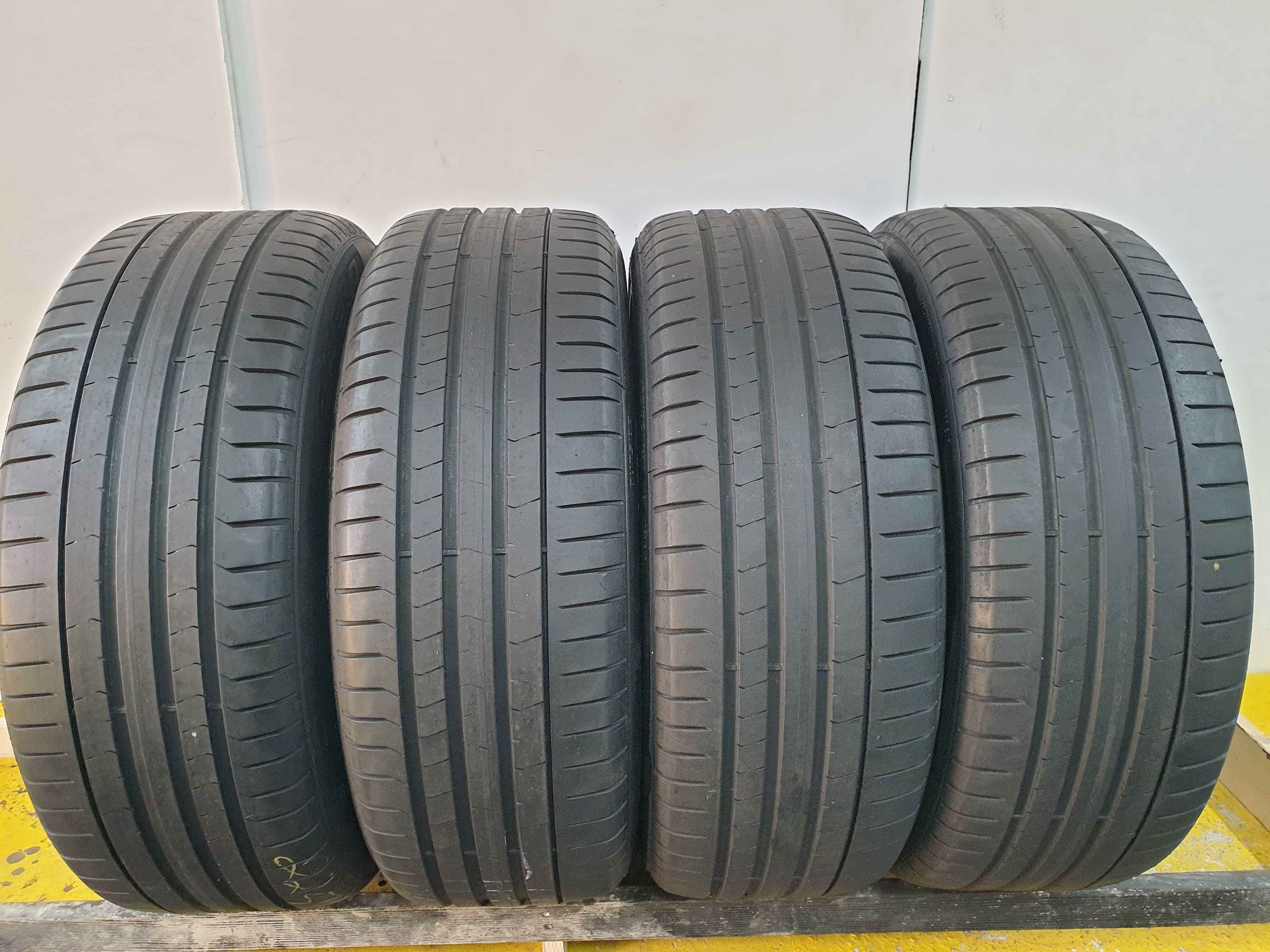 Anvelope Second Hand Pirelli Vara 225/50 R18 99W