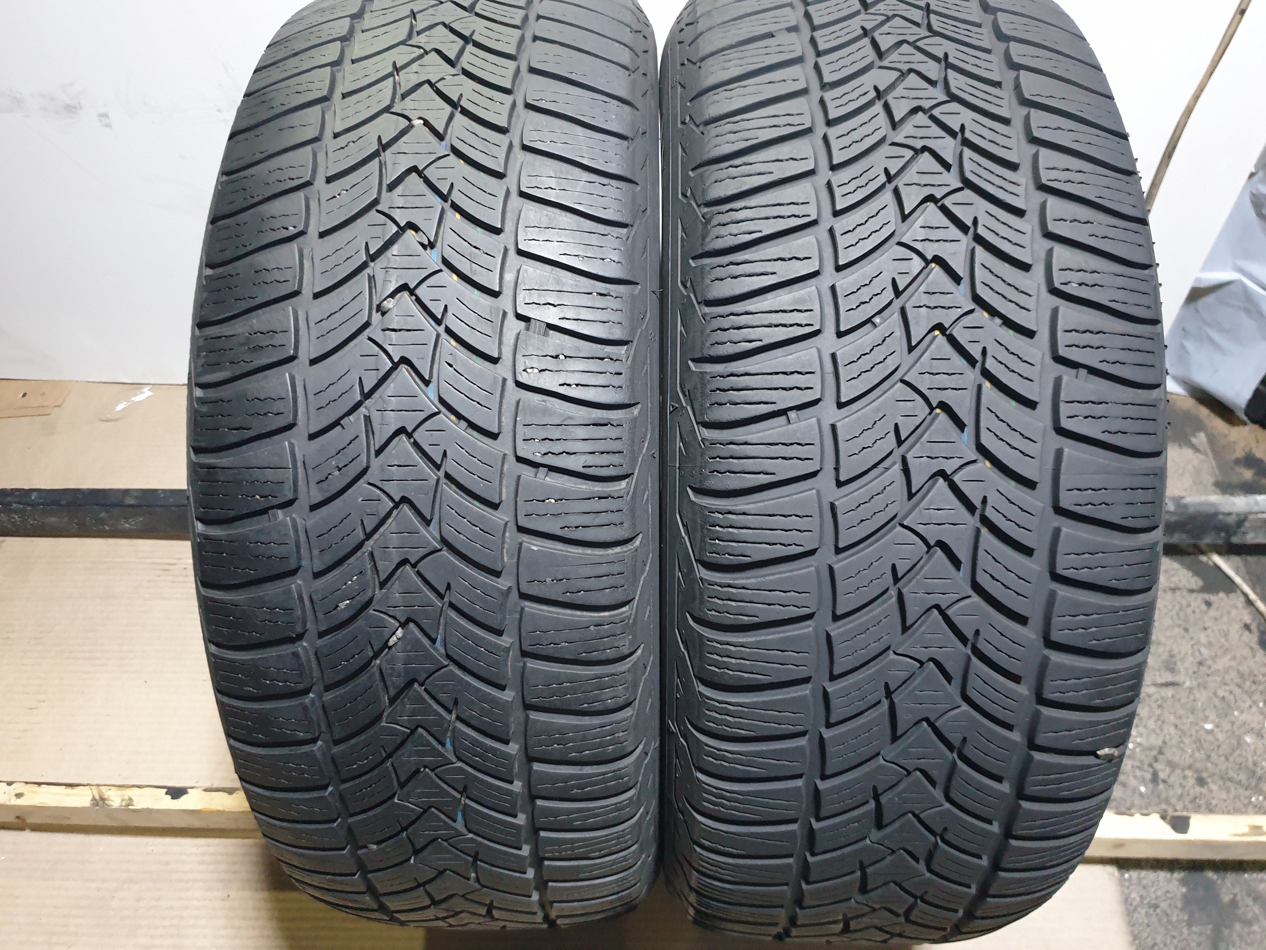 Anvelope Second Hand Esatecar Iarna 215/60 R17 97H