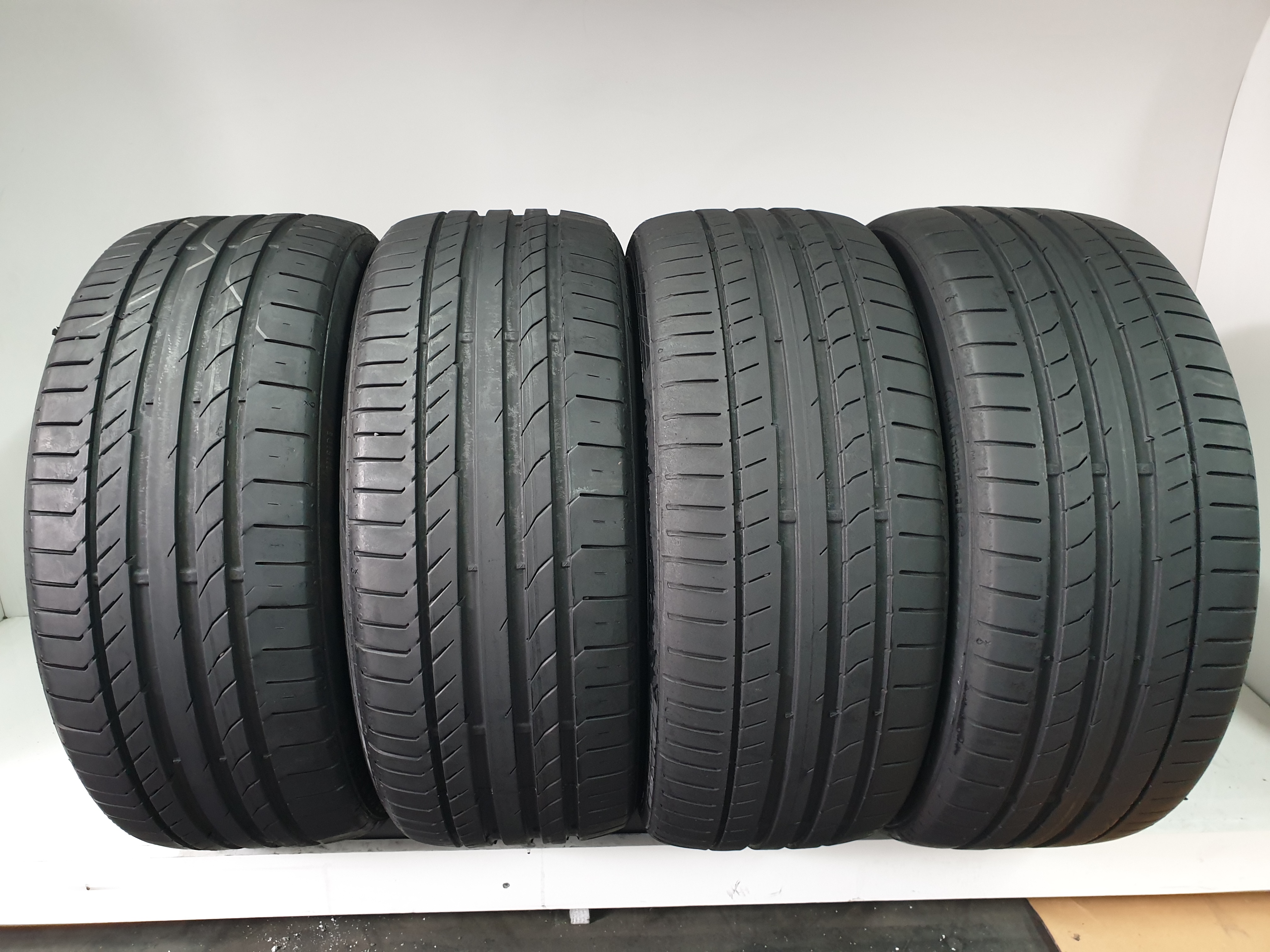 Anvelope Second Hand Continental Vara 225/40 R18 92Y
