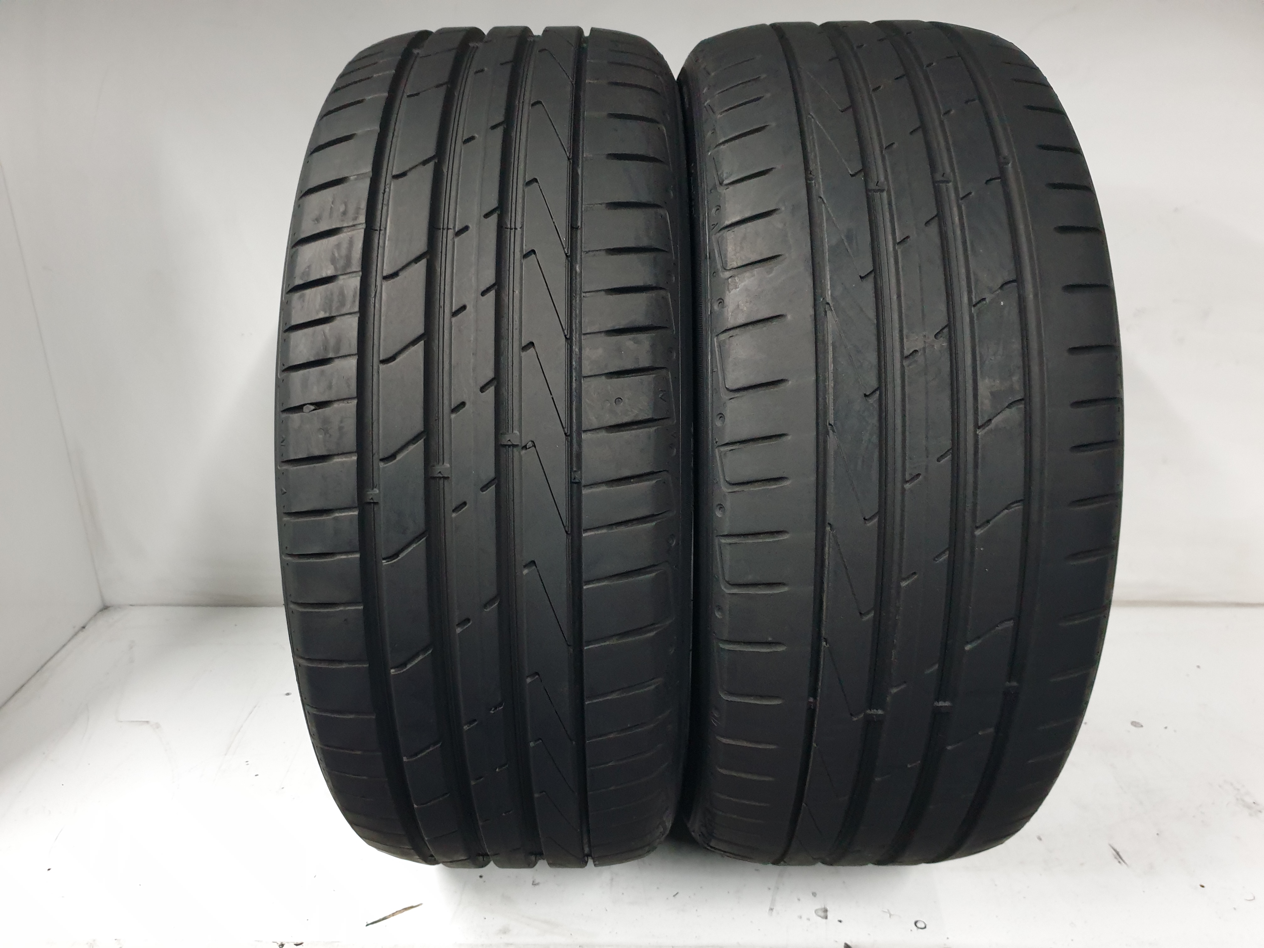 Anvelope Second Hand Hankook Vara 225/45 R18 91W