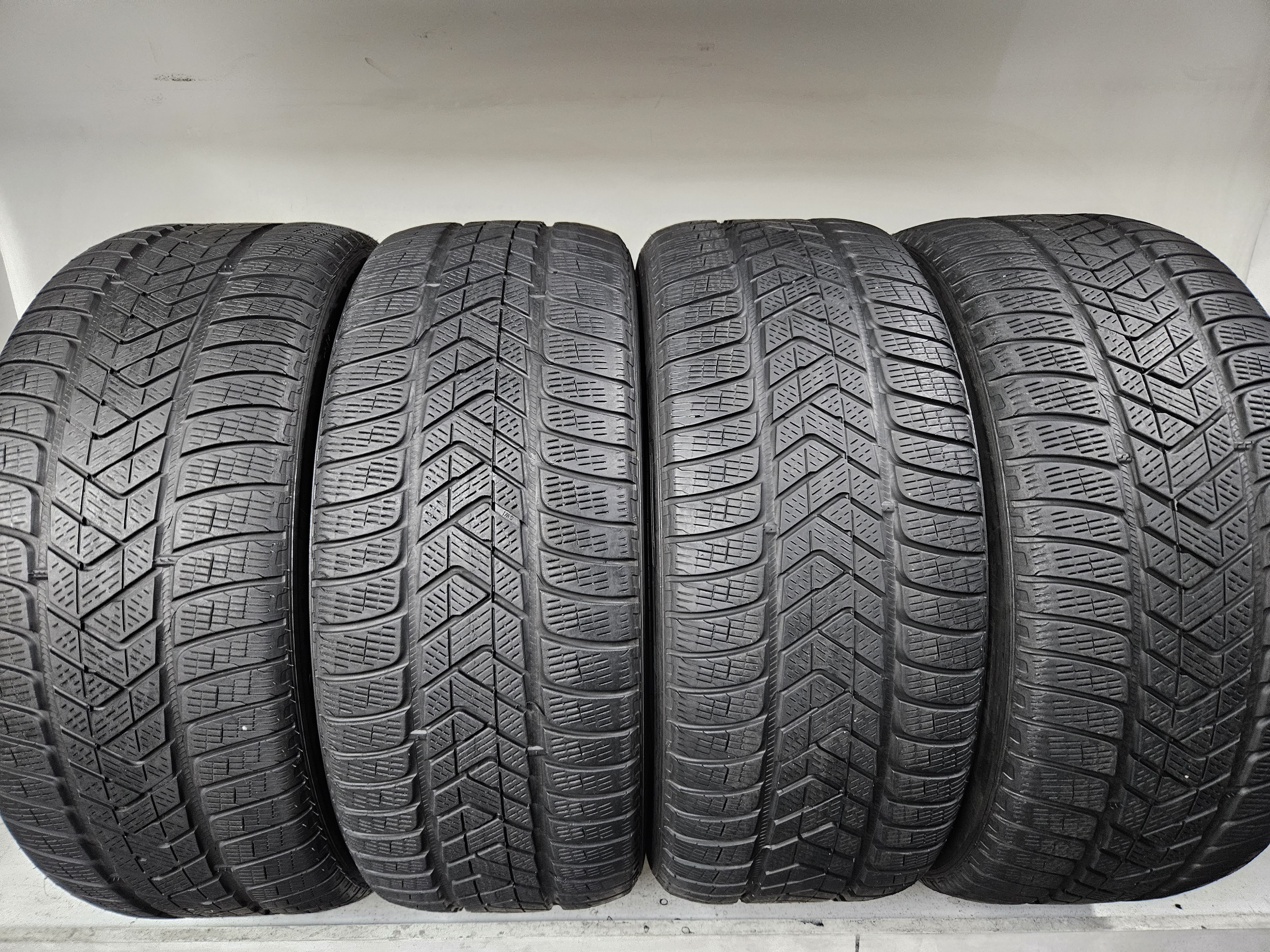 Anvelope Second Hand Pirelli Iarna 255/45 R20 105V