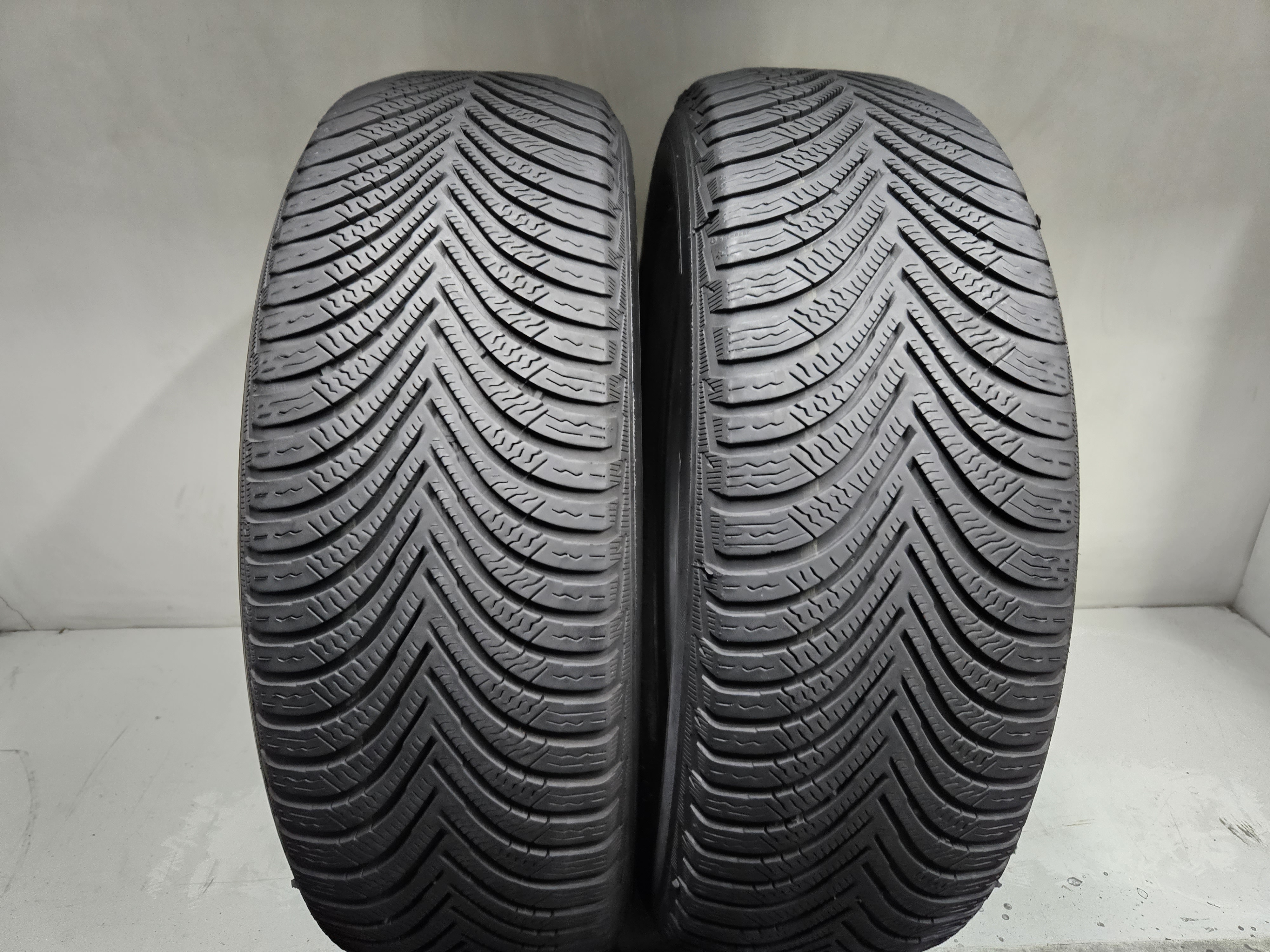 Anvelope Second Hand Michelin Iarna 215/65 R17 99H