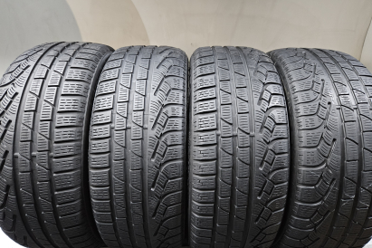Anvelope Second Hand Pirelli Iarna - 215/45 R18 93V